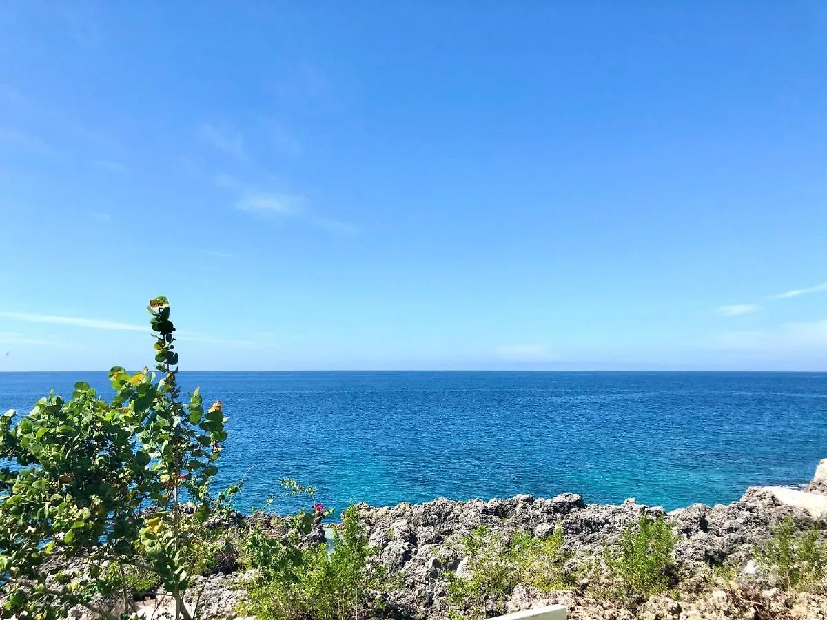 Coral Seas Cliff Hotel Negril